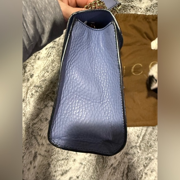 Gucci Emily Leather Shoulder Bag with silver Chain - Picture 8 of 12